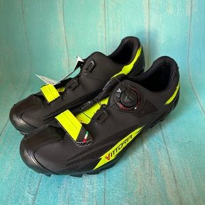 NWOB VITORIA CAPTOR CYCLING SHOES sz: 41